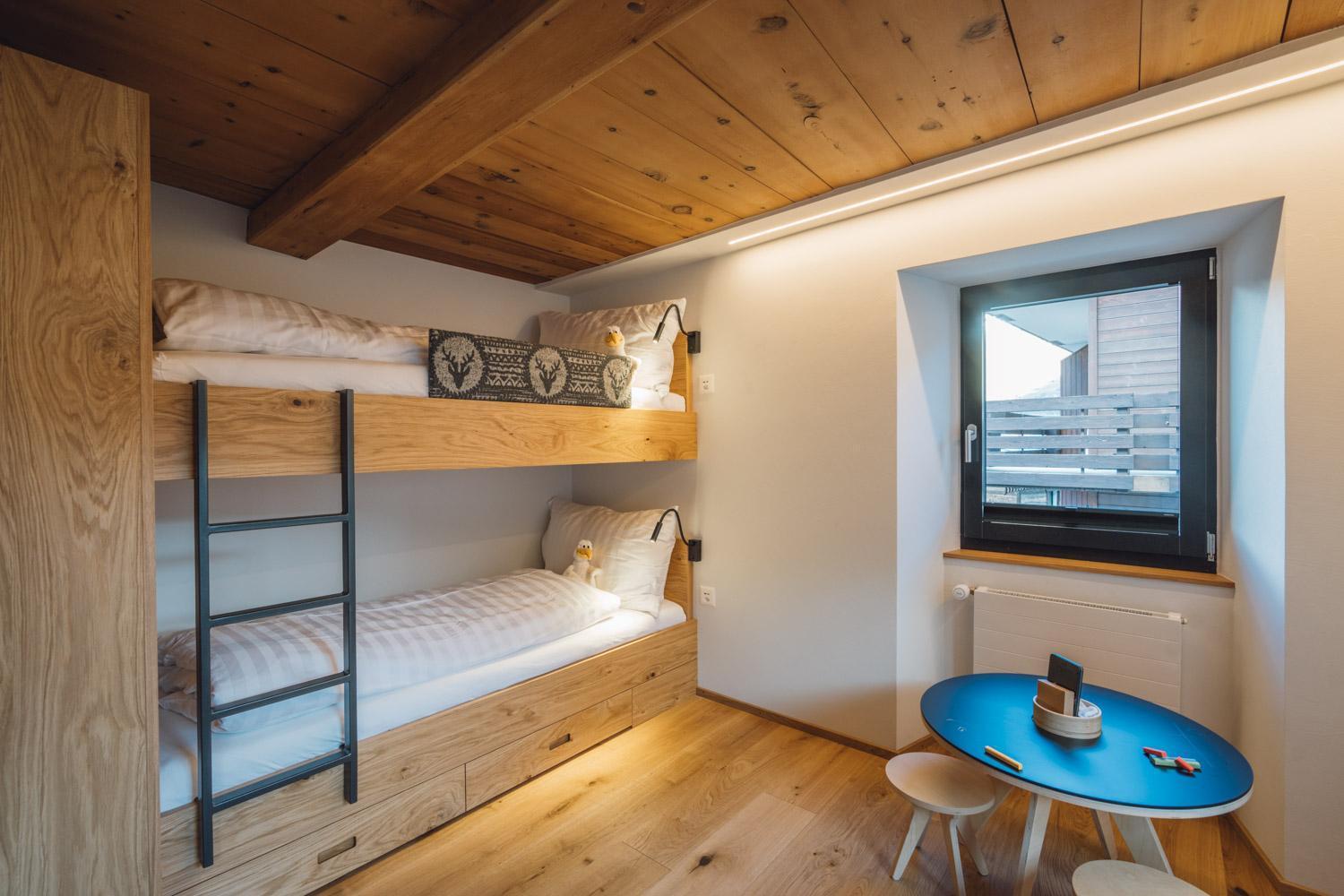 Hotel Walliserkanne グレヘン エクステリア 写真