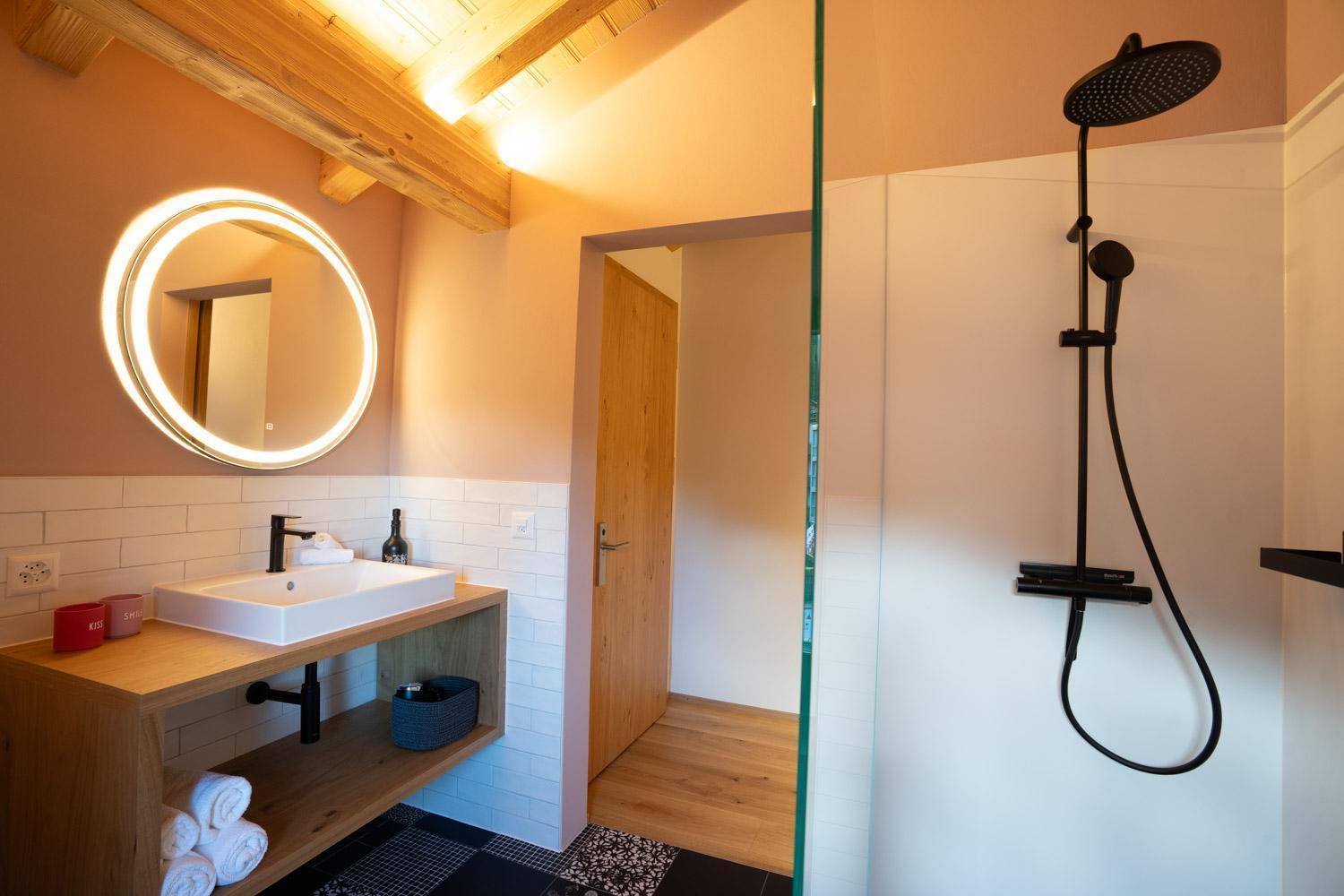Hotel Walliserkanne グレヘン エクステリア 写真