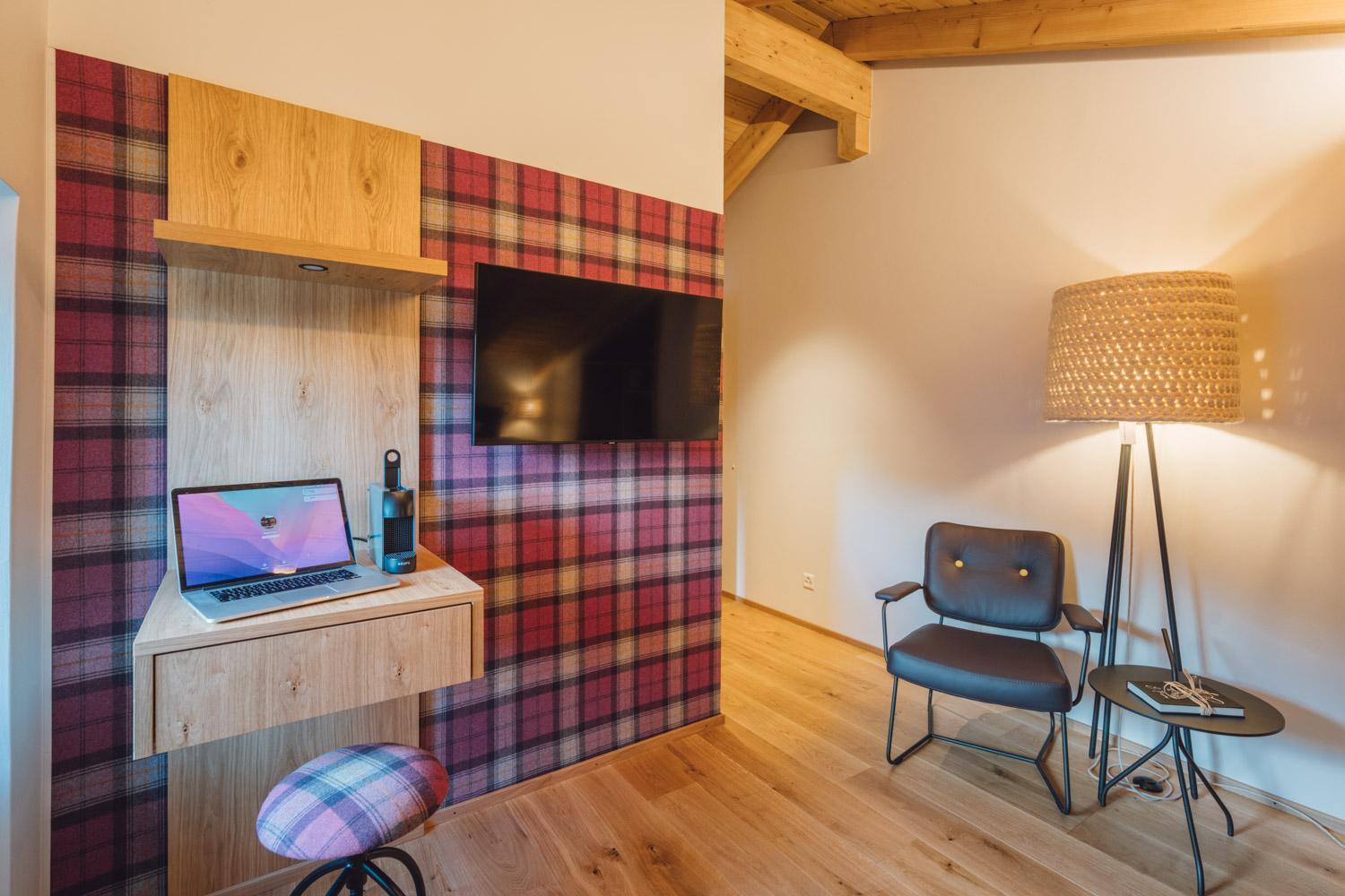 Hotel Walliserkanne グレヘン エクステリア 写真